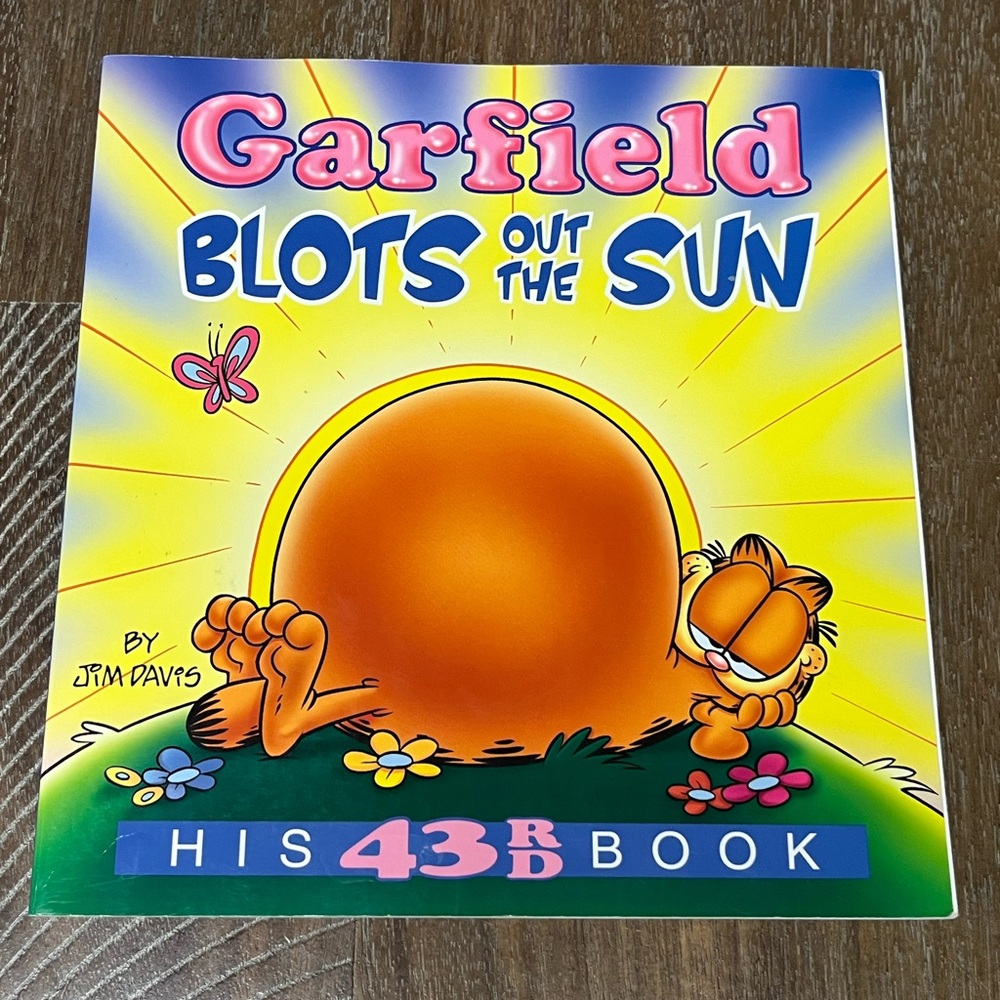 Garfield Blots Out The Sun 43rd Book Classic Comic Books Series Paperback